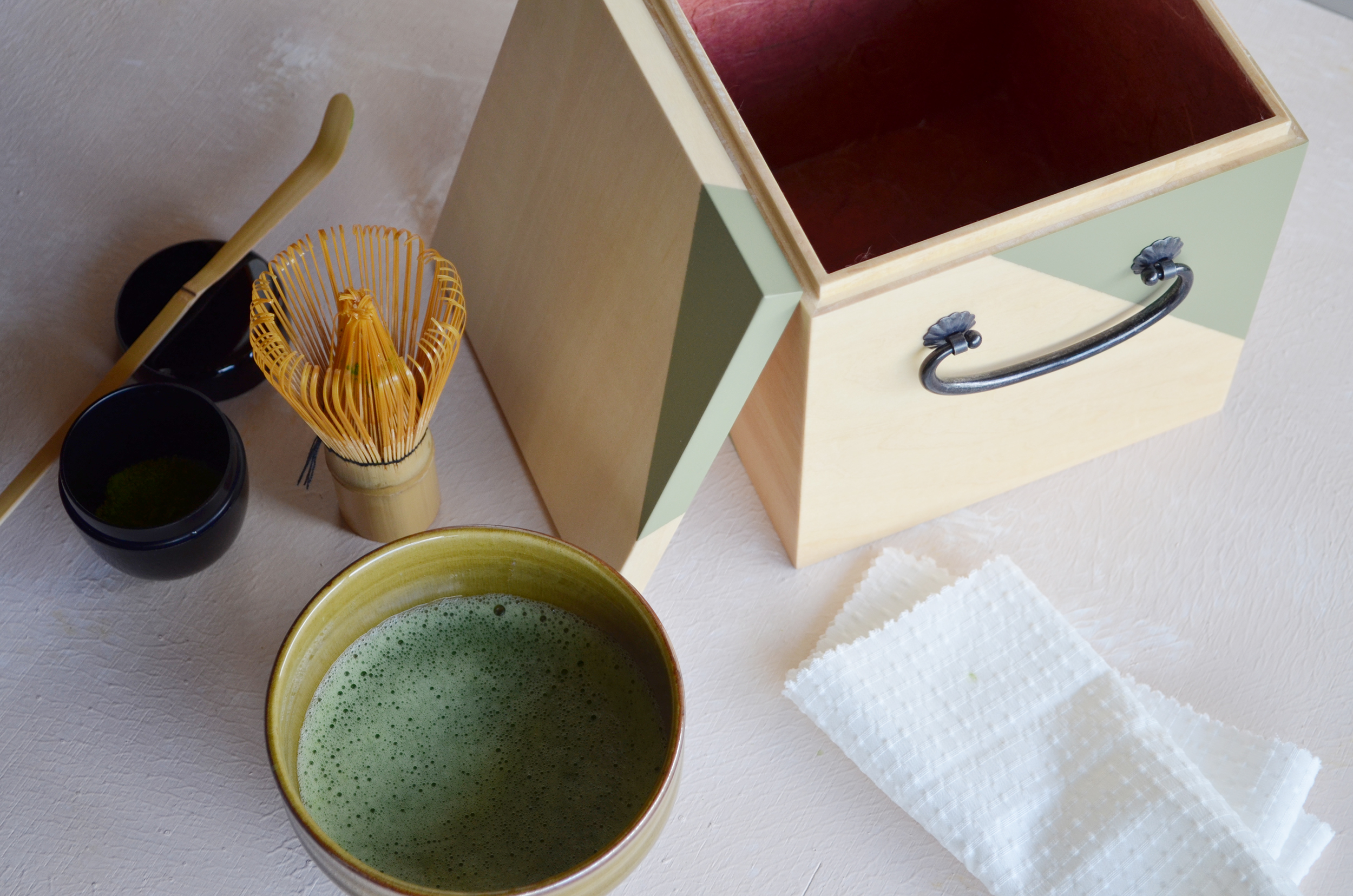 ippukubox – 高橋工芸 | 越前漆器製造 100年後の未来にも残る製品を。